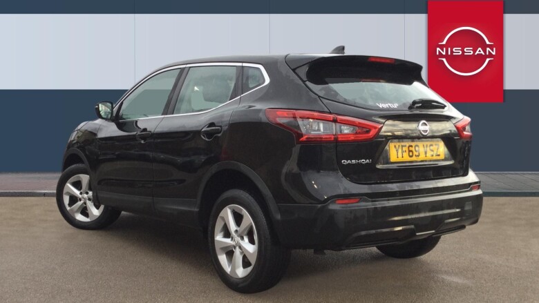 Nissan Qashqai 1.3 DiG-T Acenta Premium 5dr Petrol Hatchback